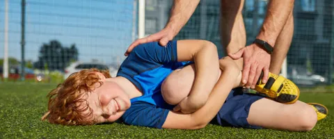 What causes Osgood Schlatter knee pain?